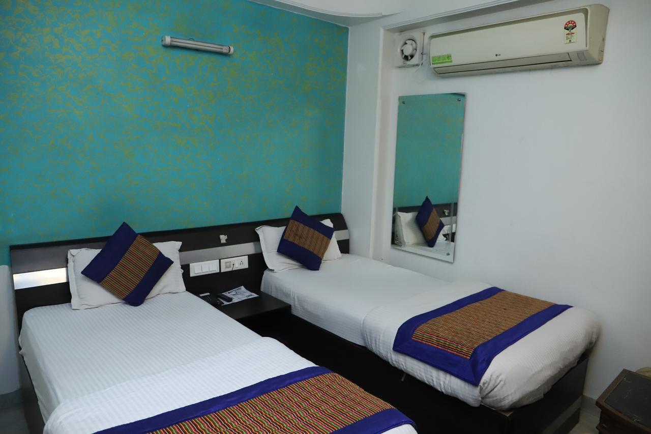 Airport Hotel Aerocity Inn Neu-Delhi Exterior foto