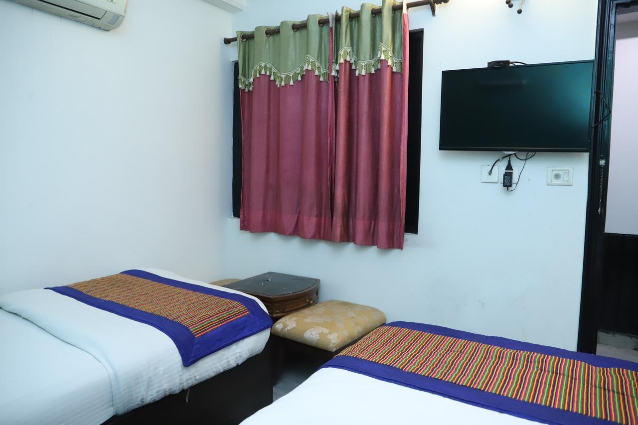 Airport Hotel Aerocity Inn Neu-Delhi Exterior foto