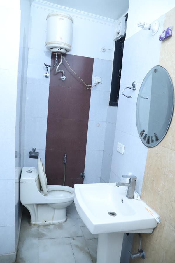 Airport Hotel Aerocity Inn Neu-Delhi Exterior foto